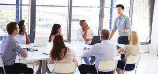 Formation sur-mesure: que choisir pour un directeur d’entreprise ?