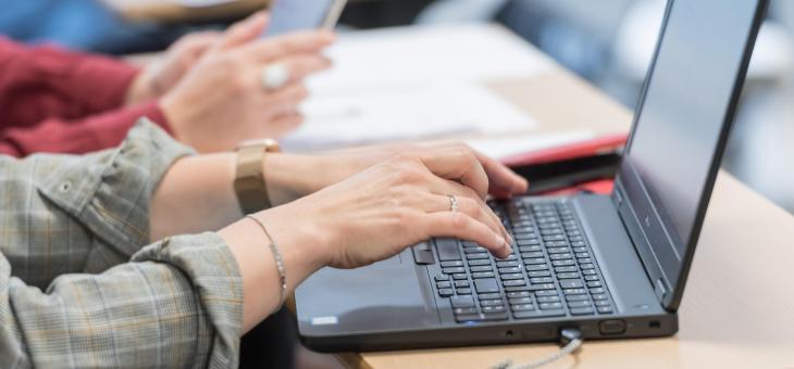 Web analyst Web analyst